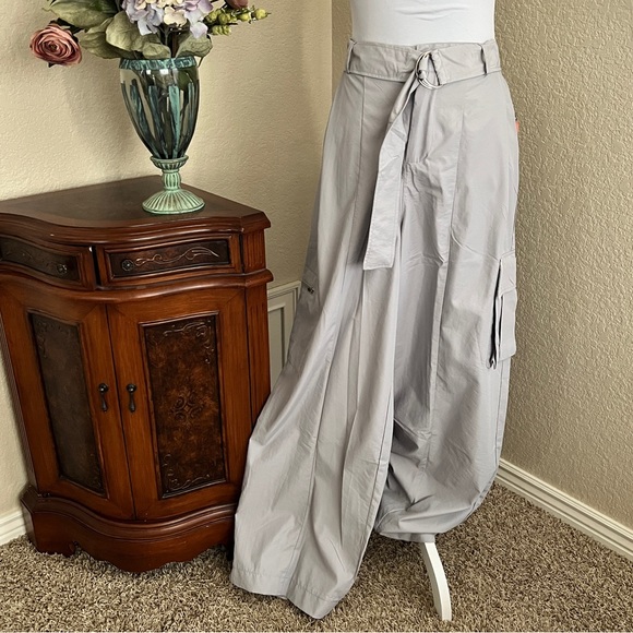 Luna Peak Wide Leg Nylon Belted Cargo Pants - Picture 1 of 15